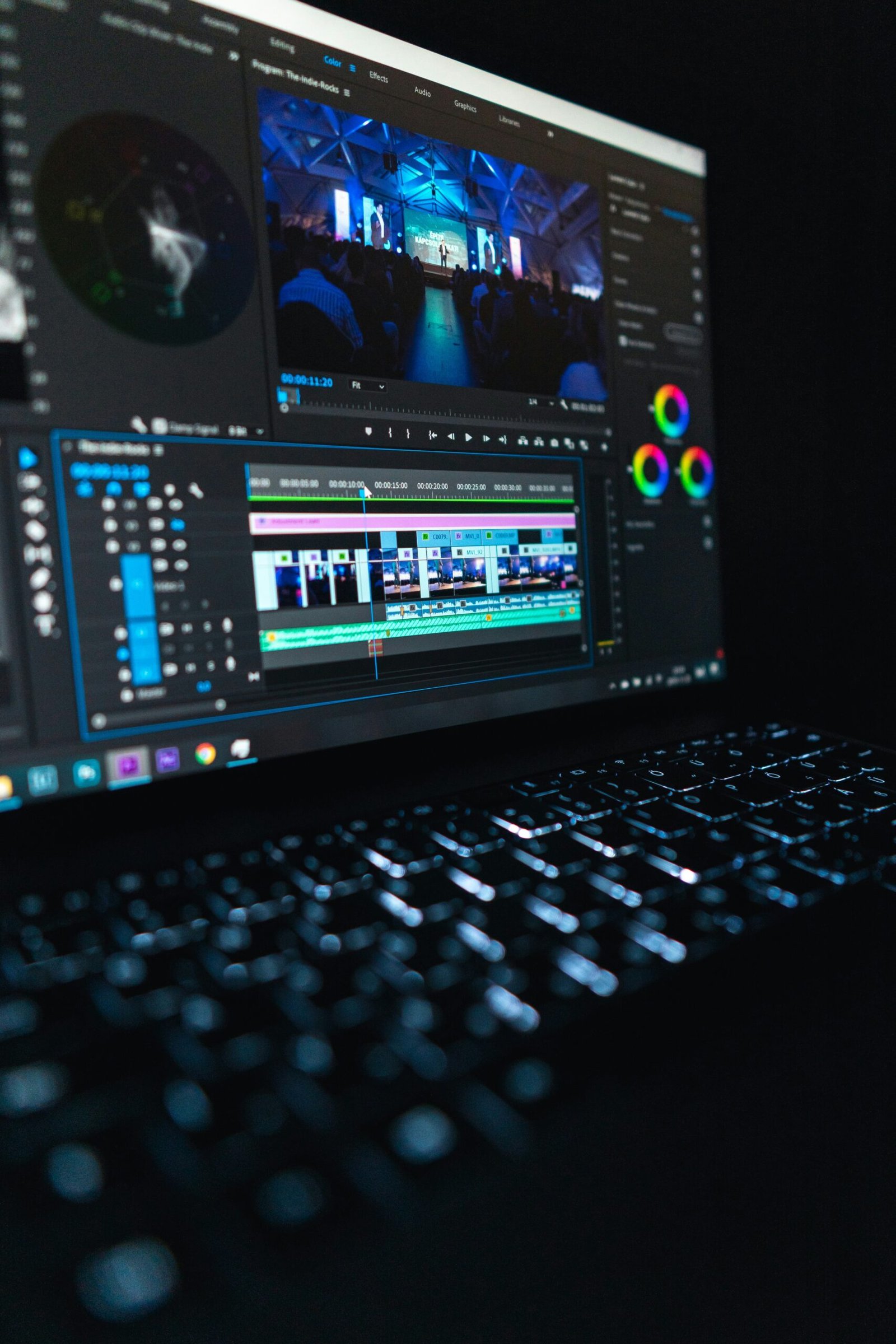 10 Best Ways to Earn Money Through Video Editing Services